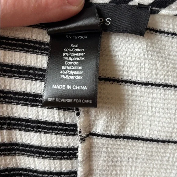 Ali Miles Black and White Striped Long Sleeve Top - Picture 4 of 8